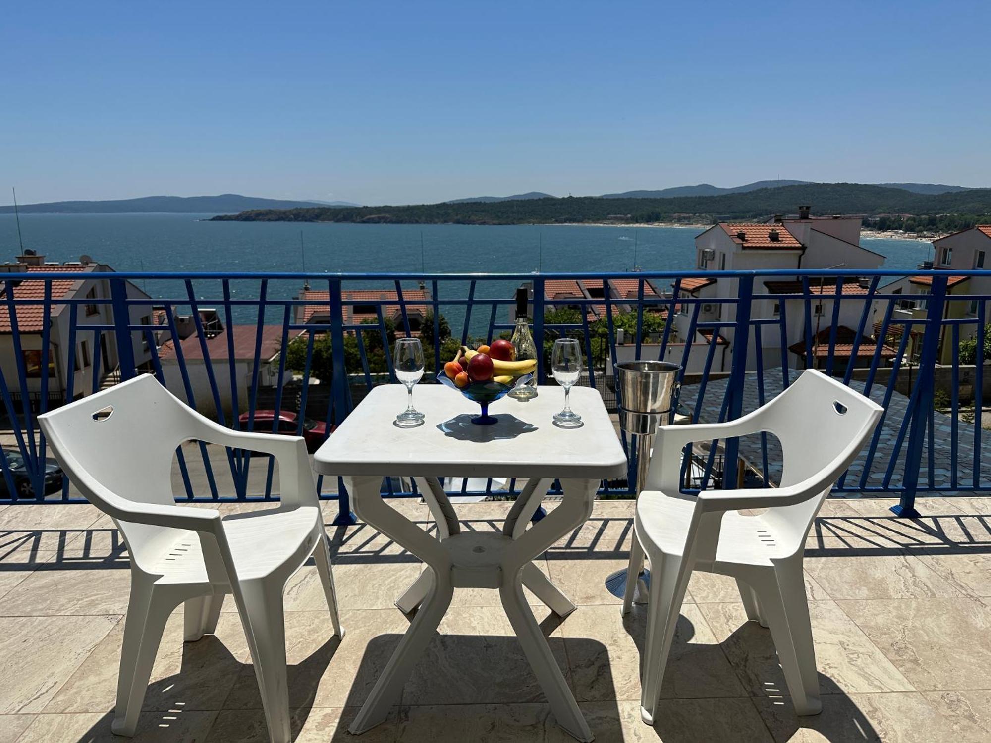 Вила Quiet Bay Sozopol Bagian luar foto